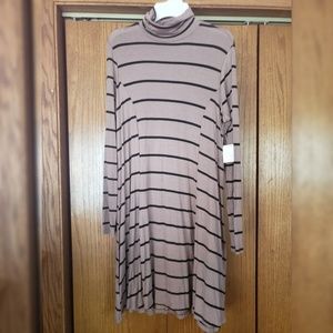 Turtle neck long sleeve dress